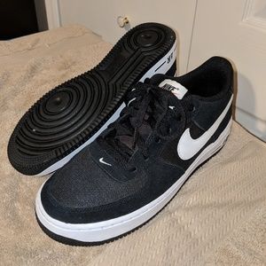 Black and white nike